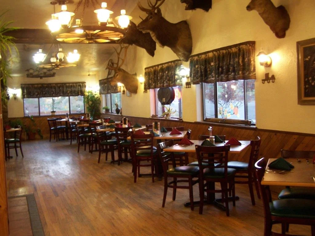 Wagon Wheel Restaurant Bar and Motel
