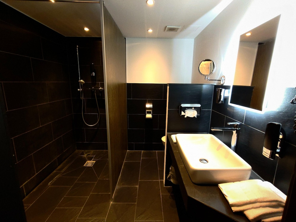 Koblenz Hotel Valley Suite With Hot Tub