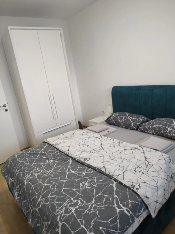 Apartment M & N