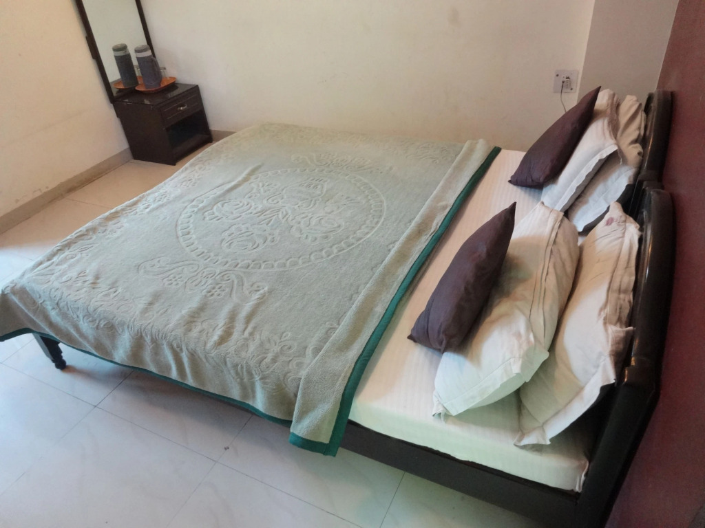 Check In Room RK Ashram