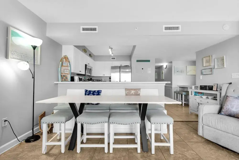 Pelican Isle 512