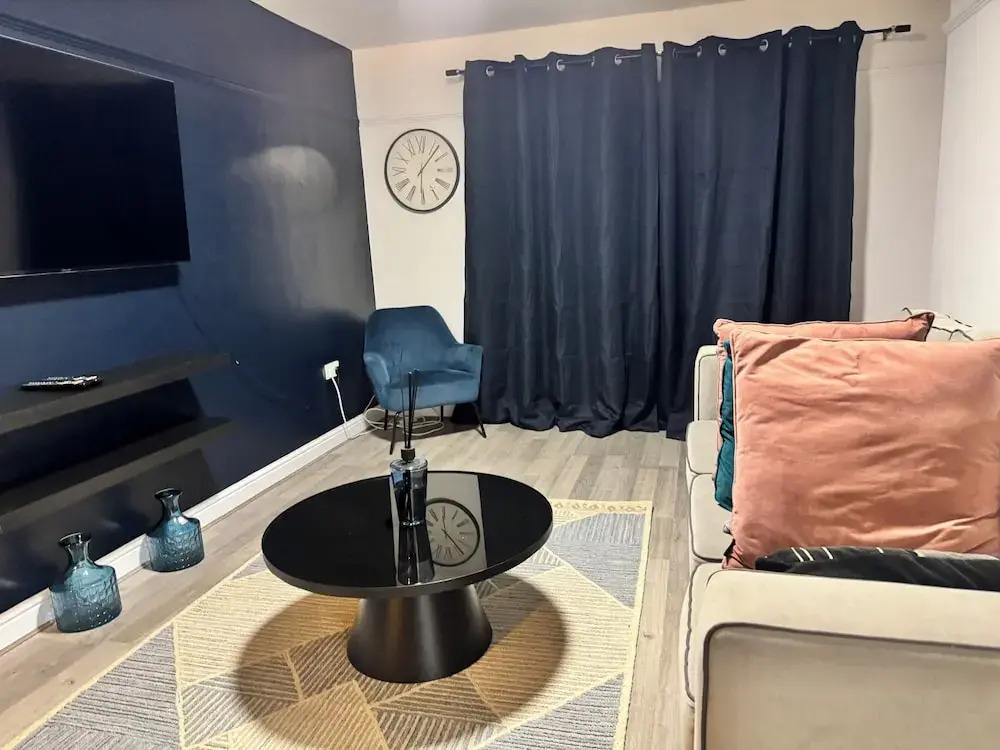 Corporate 3bedroom home with parking