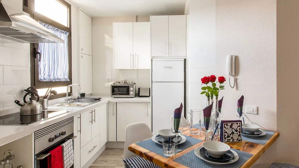 Marine & Coastal Lifestyle Apartment, Sea, Sun and Beach