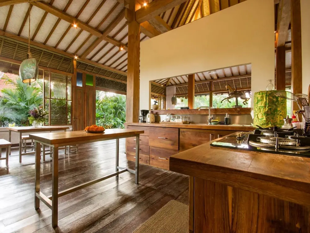 Luxury & Tropical 2br Villa In Canggu