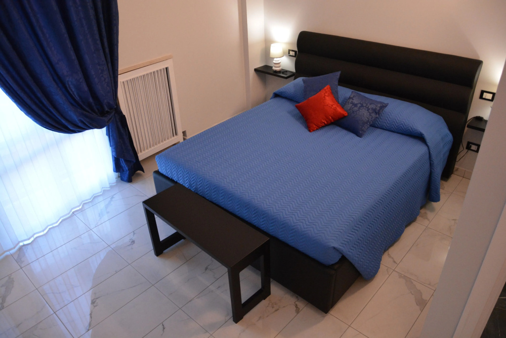 Flats4rent Mameli 140