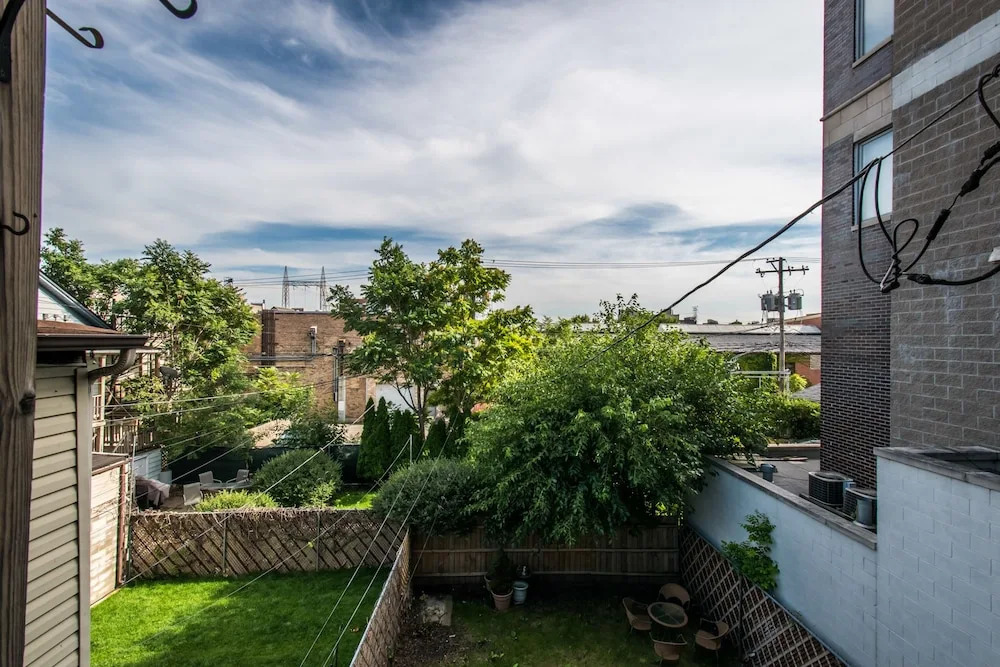 Grand Local Ave Luxury Apartments