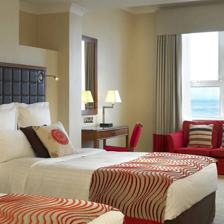 Grand Hotel