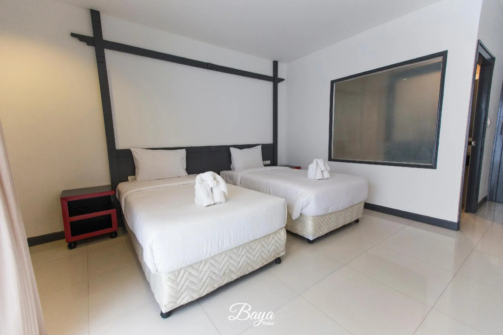 Hotel Baya Phuket - Rooftop Pool, Next to Food Market & Steps to Beach