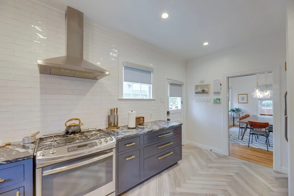 2 Mi to Downtown Austin: Family Home w/ Porch!