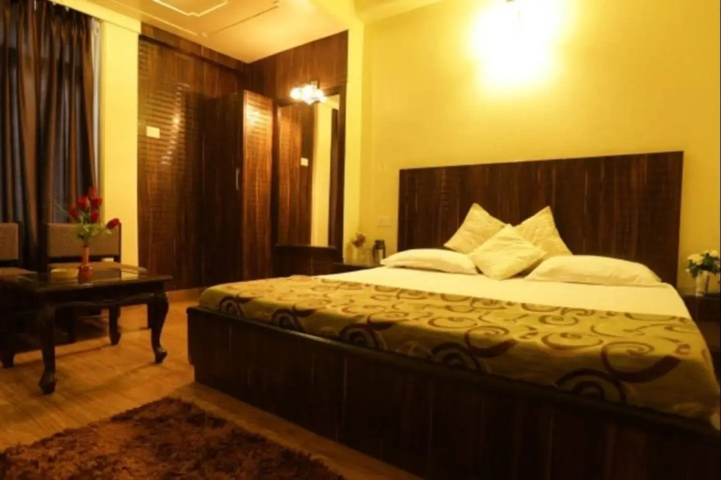 Hotel Sangeet