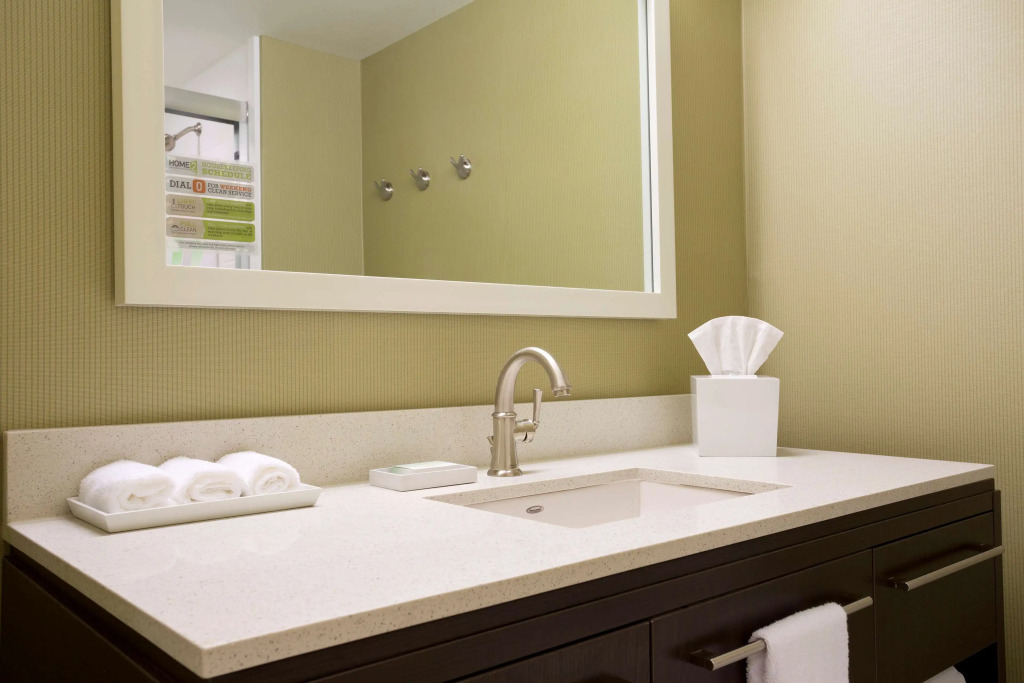 Home2 Suites by Hilton Greensboro Airport, NC