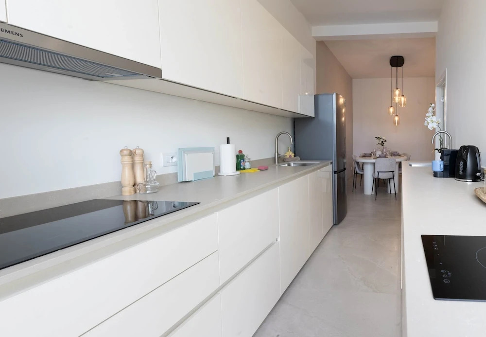 One Lux Stay 2br/ 2BA Antwerp Near Central Station