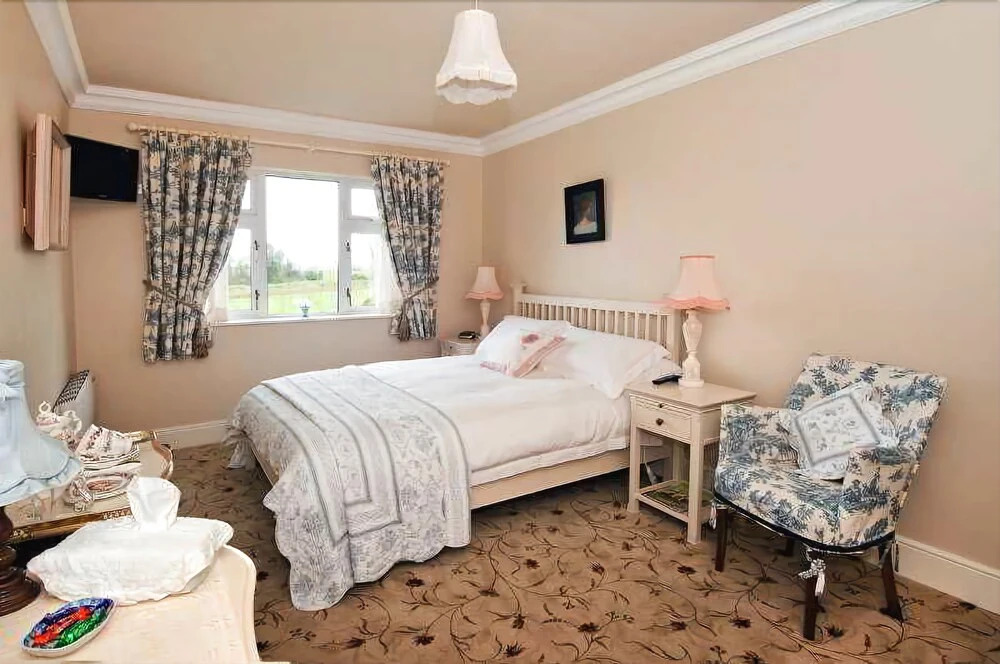 Highbury House