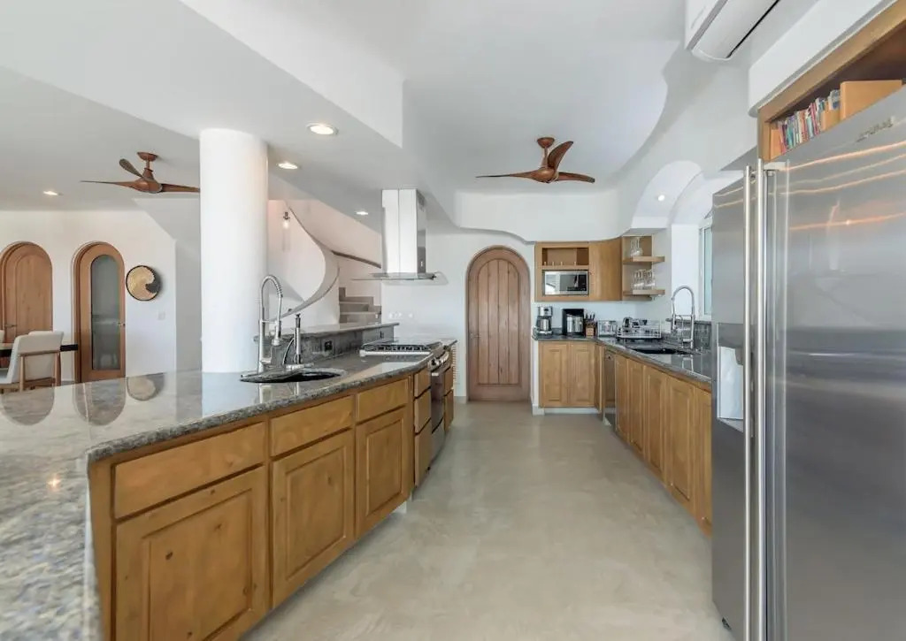 The one and only Pedregal Hollywood House