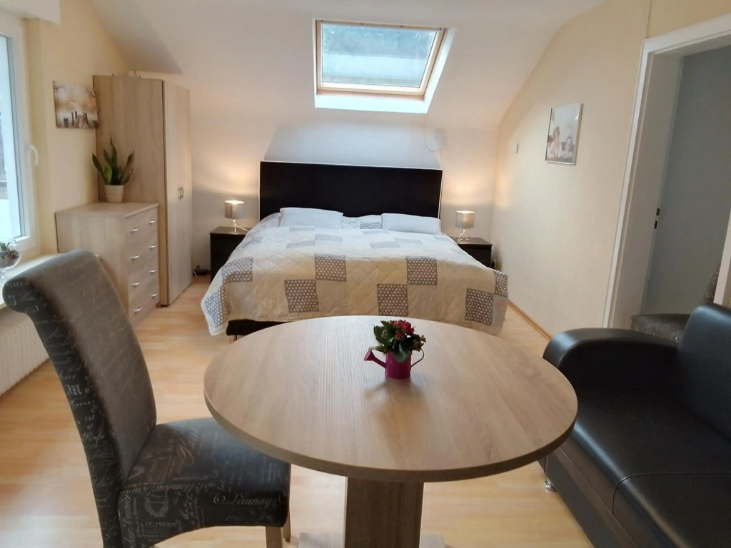 Ferienwohnung in ruhiger Waldrandlage