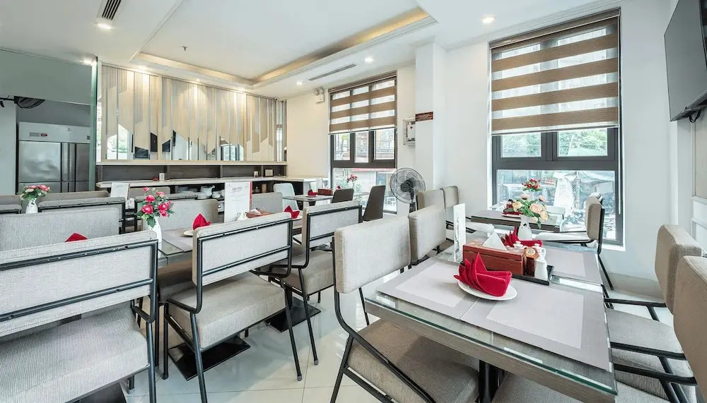 A25 Hotel - Hoàng Đạo Thúy 1