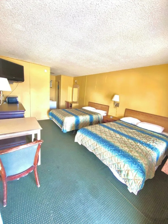 Tropic Motel