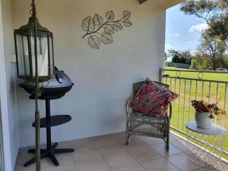 Scenic Villa-Second Storey