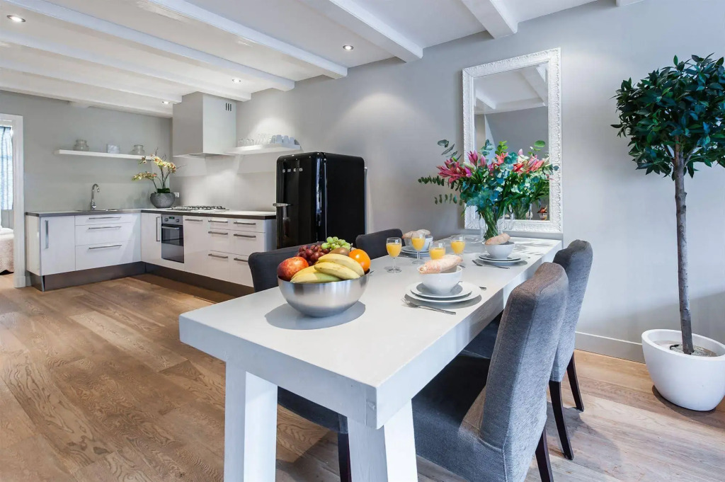 City Centre VIP Apartments