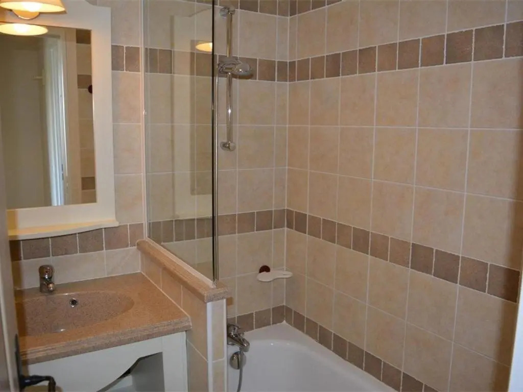Maison Grospierres, 3 pièces, 6 personnes - FR-1-382-13