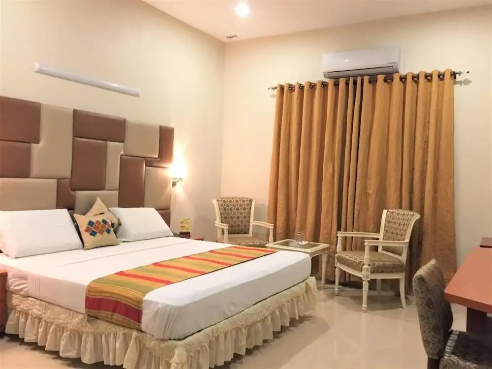 Star Guest House
