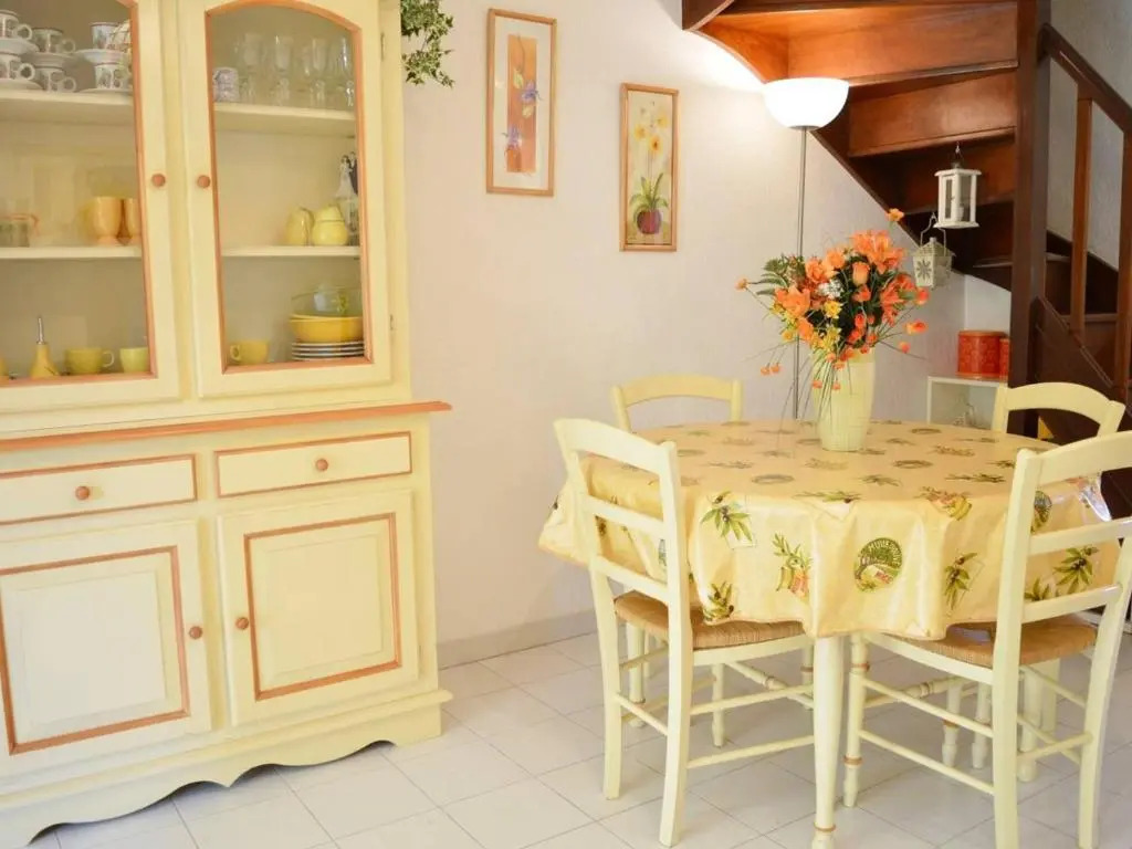 Maison Le Lavandou, 3 pièces, 6 personnes - FR-1-251-20