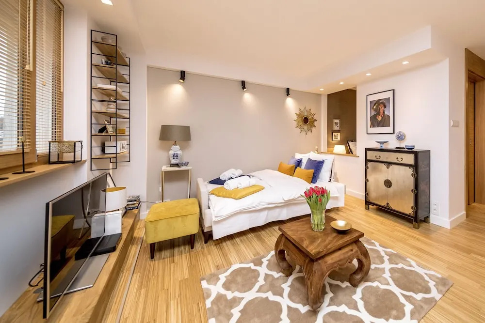 Golden Apartament by Your Freedom