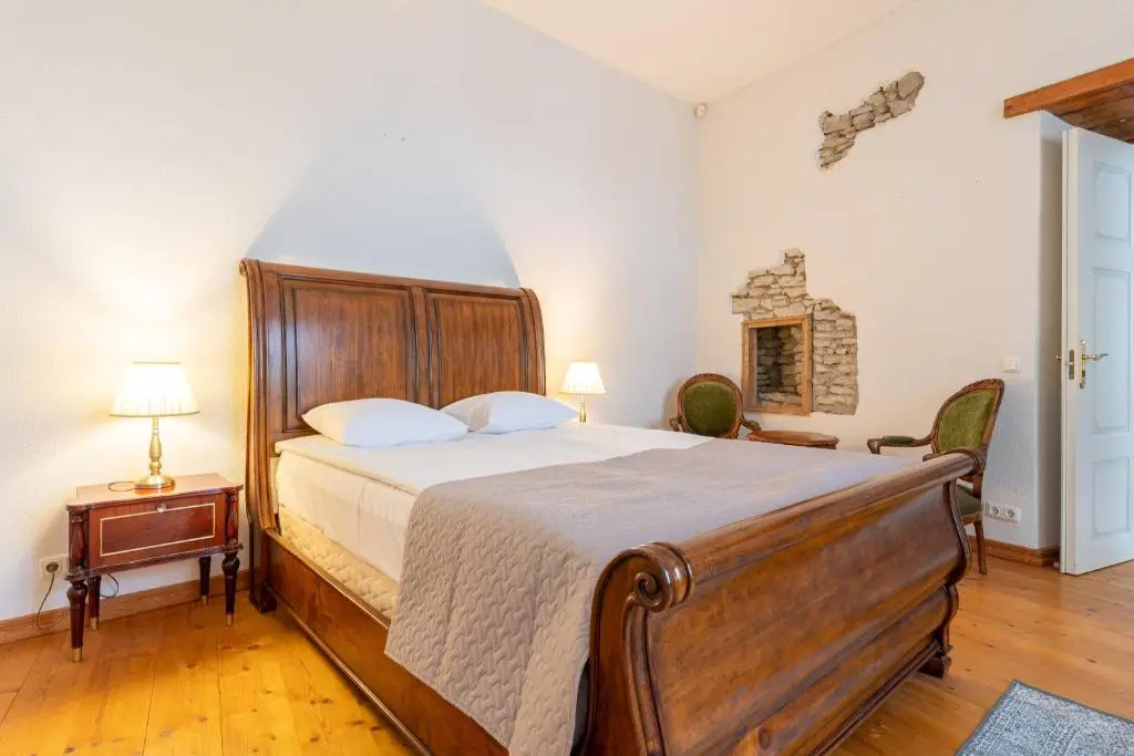 Old Town - Premium Medieval House