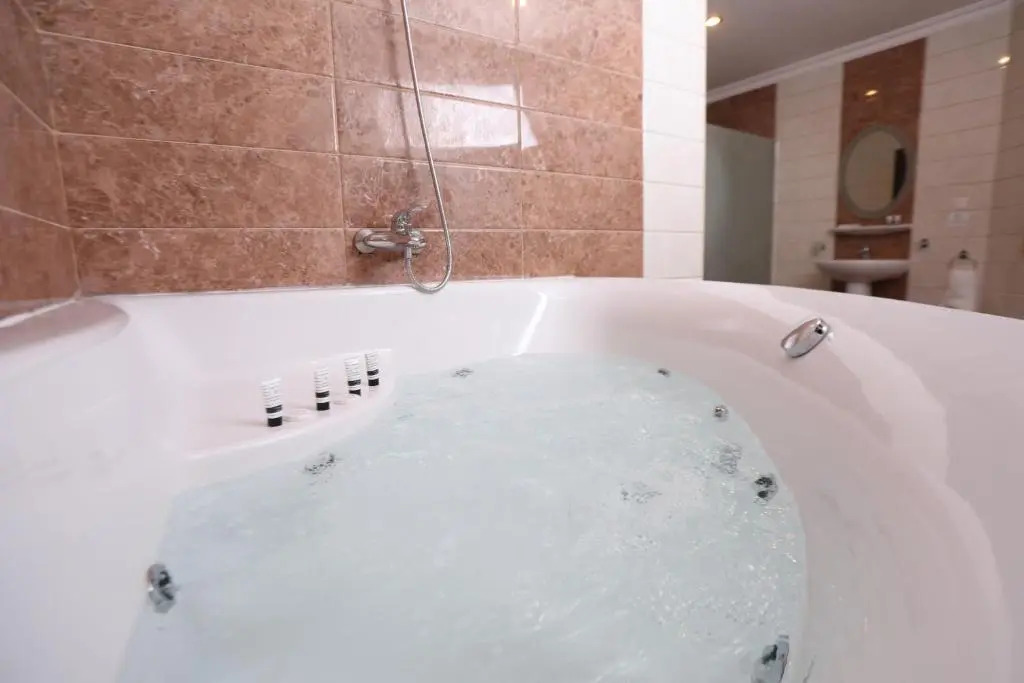 Samaya Suites