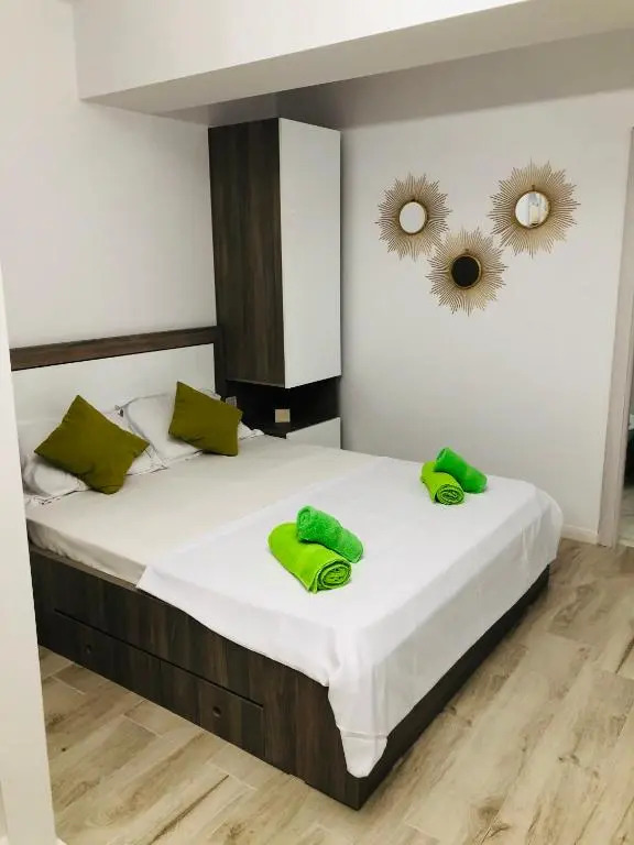 Studio Mamaia-Nord Iuliana