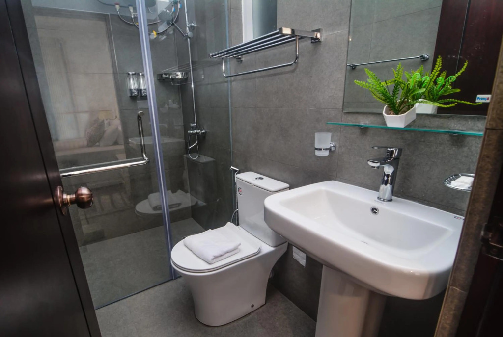 THE WIND LILY - Lake view luxury Apartment