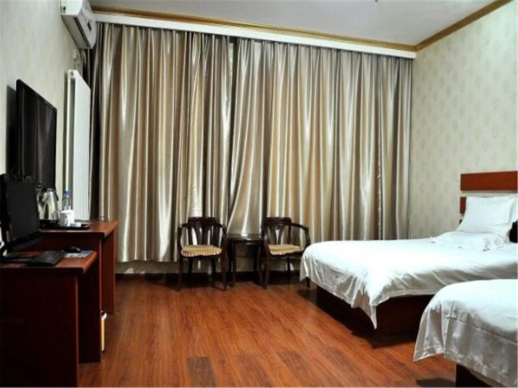 Linyi Junan Jinsheng Hotel