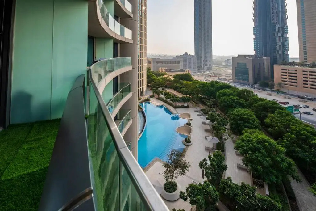FIRST CLASS 1BR with DUBAI SKYLINE view