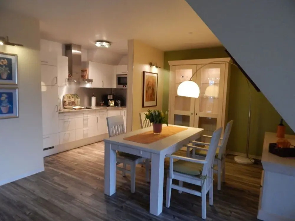 16 Bohler Brise Modern Retreat