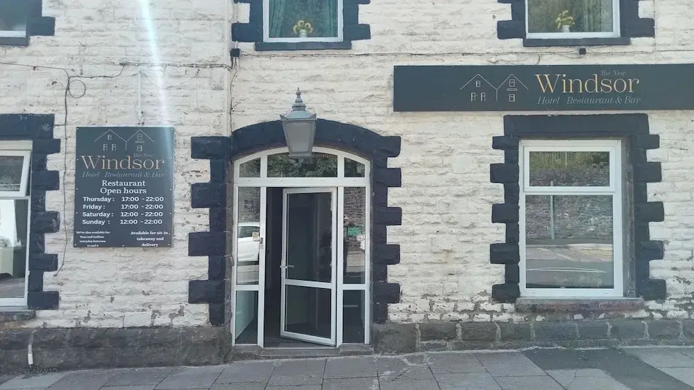 Windsor Hotel & Bar