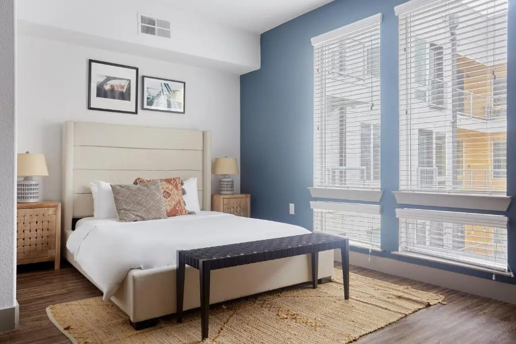 Sonder — East 5th