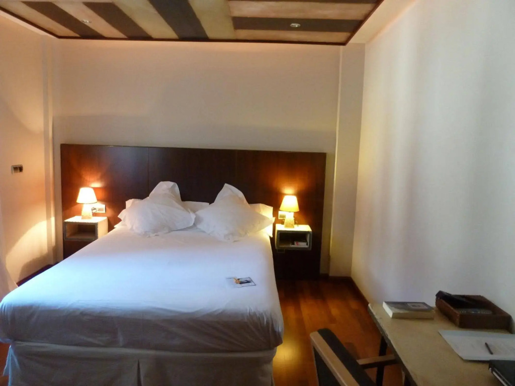 Hotel La Casueña