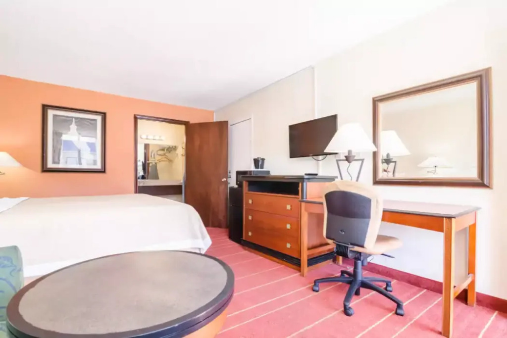 Rodeway Inn Hotel Greensboro