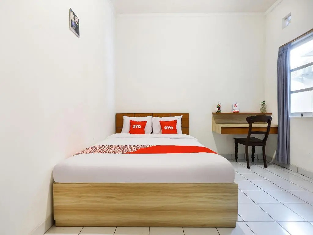OYO 3985 Adenium Homestay
