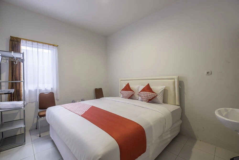 OYO 2188 Rossan Villa 4