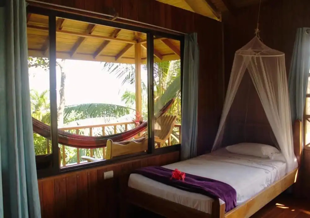 Bungalow Casa Bosque, With Balcony and sea View