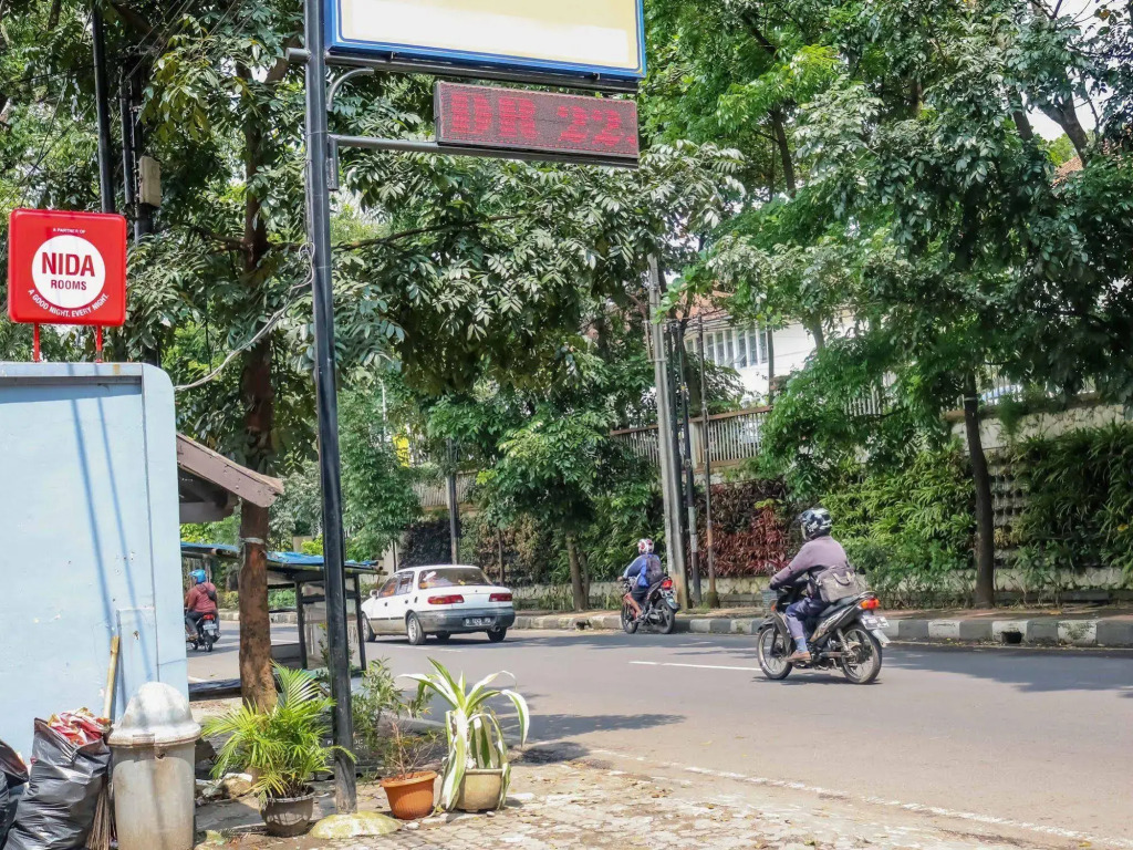 NIDA Rooms Cibaduyut Building