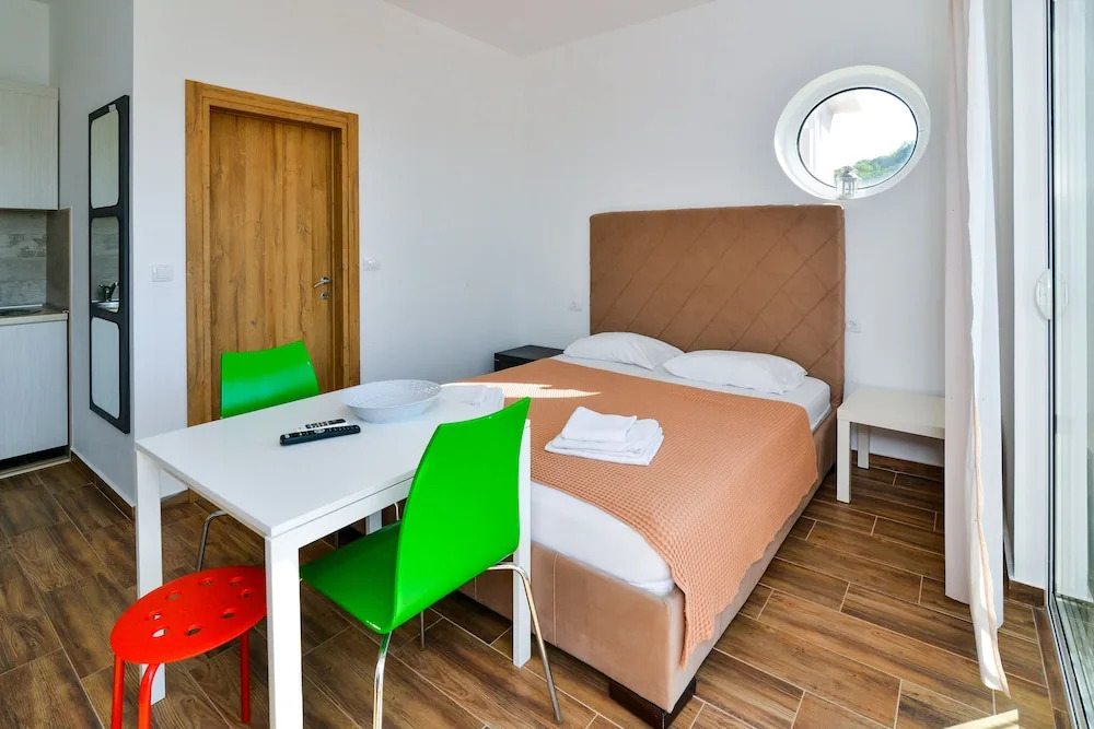 Minna Apartments