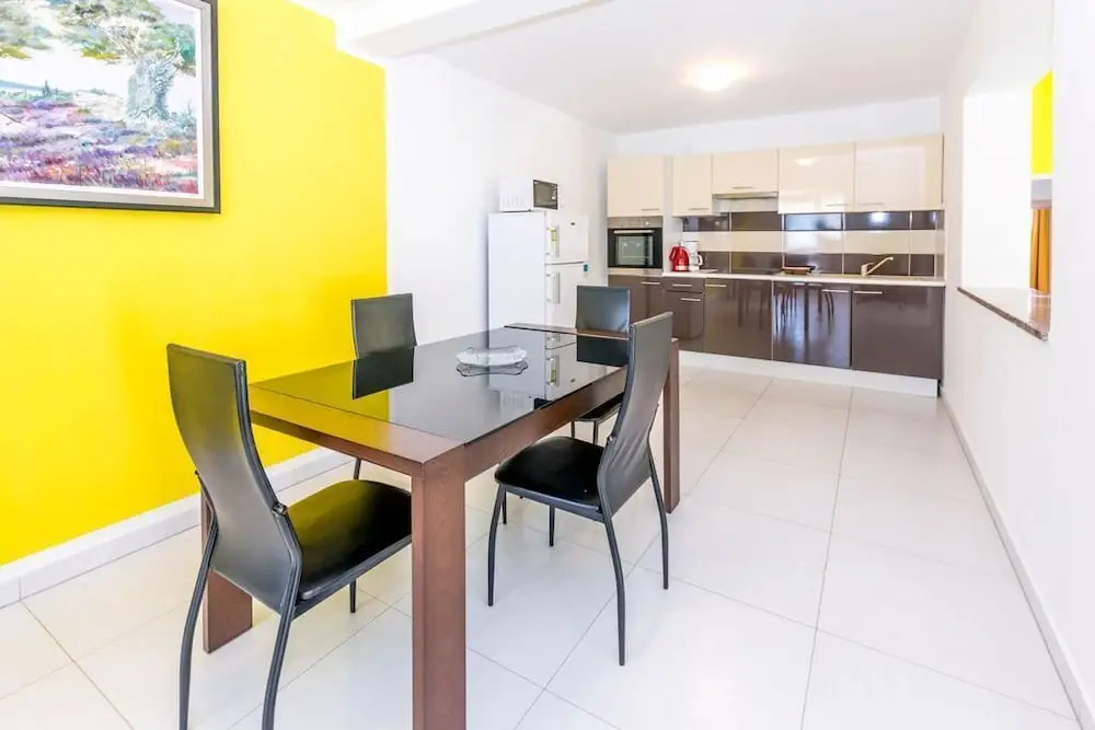 Spacious Apartment Janko
