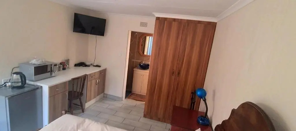 Cozy 1 Bedroom Cottage