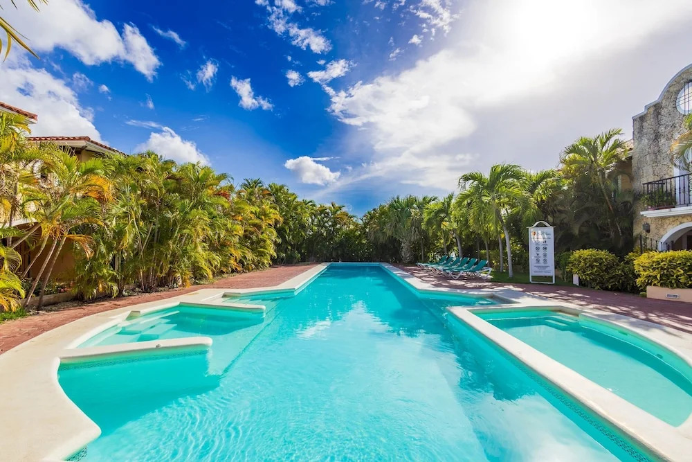 Oasis Cocotal Family 4BR Apartment in Punta Cana