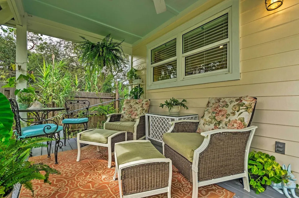 Seagrove Beach Studio - 1/4 Mi to Beach Access!