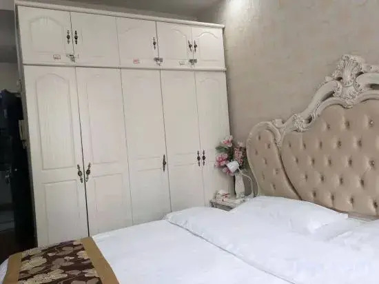 Mengzhilan Homestay (Three Gorges Square High Speed Railway Station)