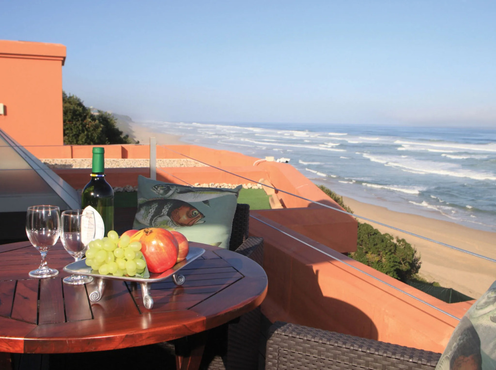 SEASENSE Boutique Beach Villa