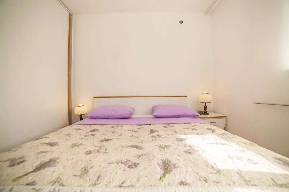 Apartments Jako